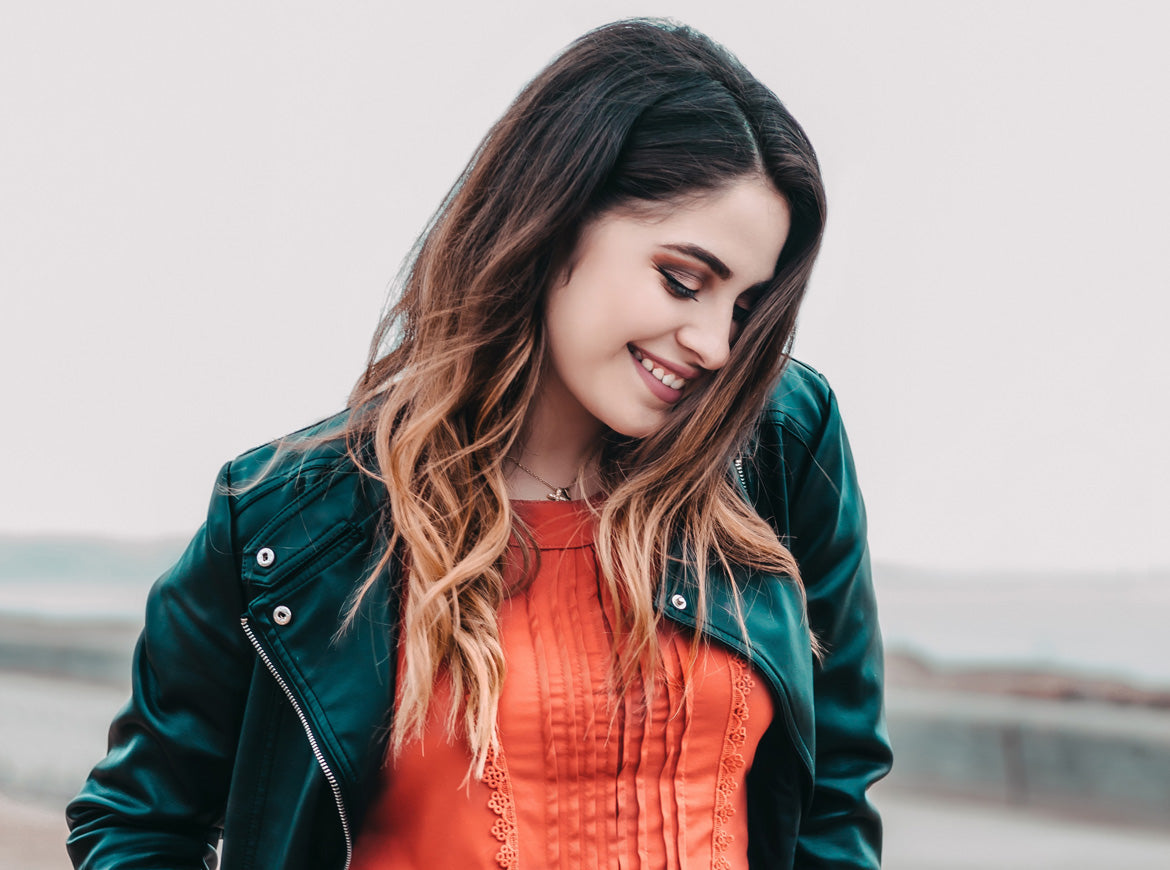 ولا مرة أخرى هناك أي شخص يحب أو يسعى